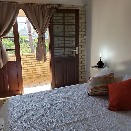 Residencial Costumes Brasileiras Ξενοδοχείο Bombinhas Δωμάτιο φωτογραφία