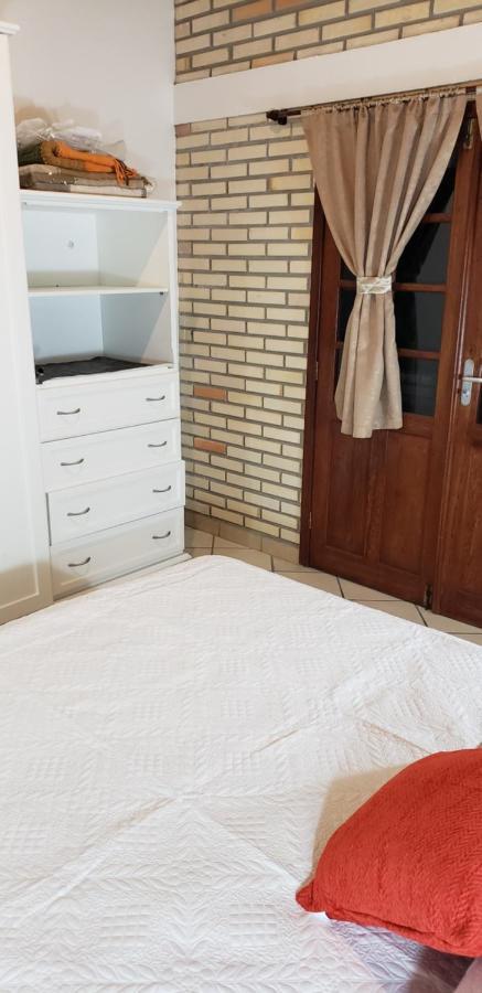 Residencial Costumes Brasileiras Ξενοδοχείο Bombinhas Εξωτερικό φωτογραφία